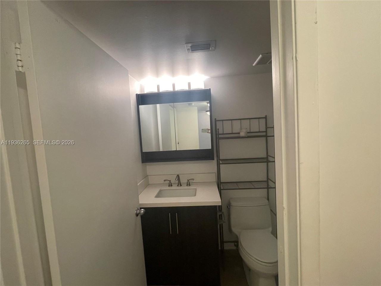 850 N Miami Ave #W409 - Photo 4 of 16