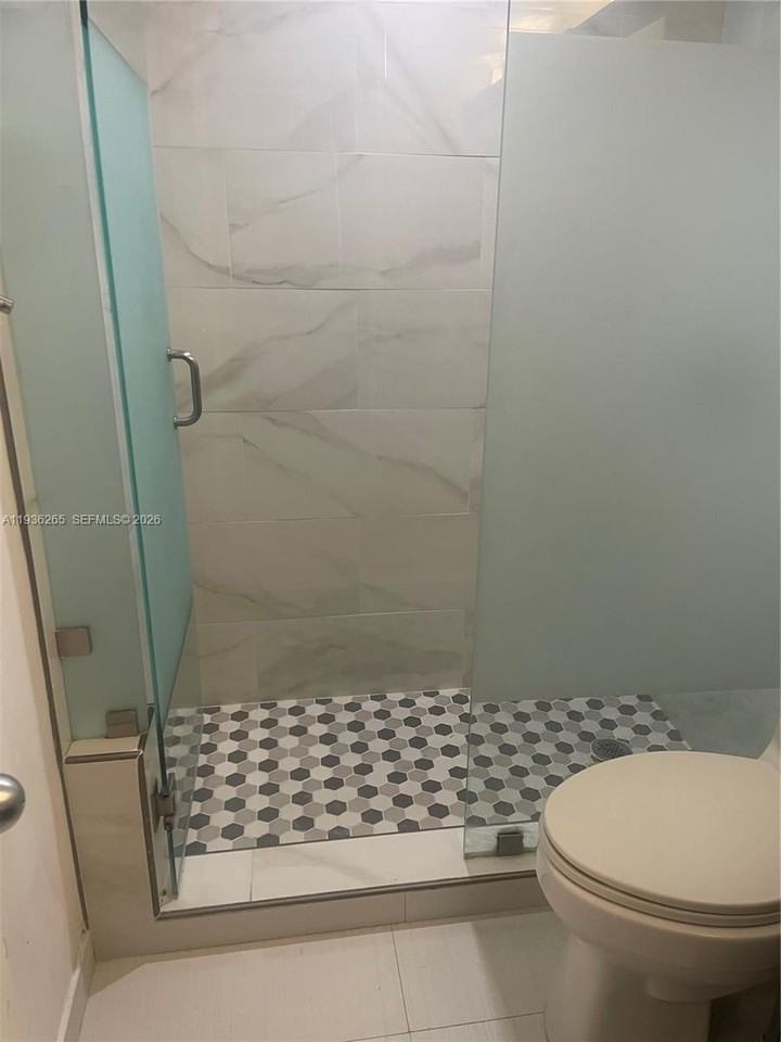 850 N Miami Ave #W409 - Photo 6 of 16