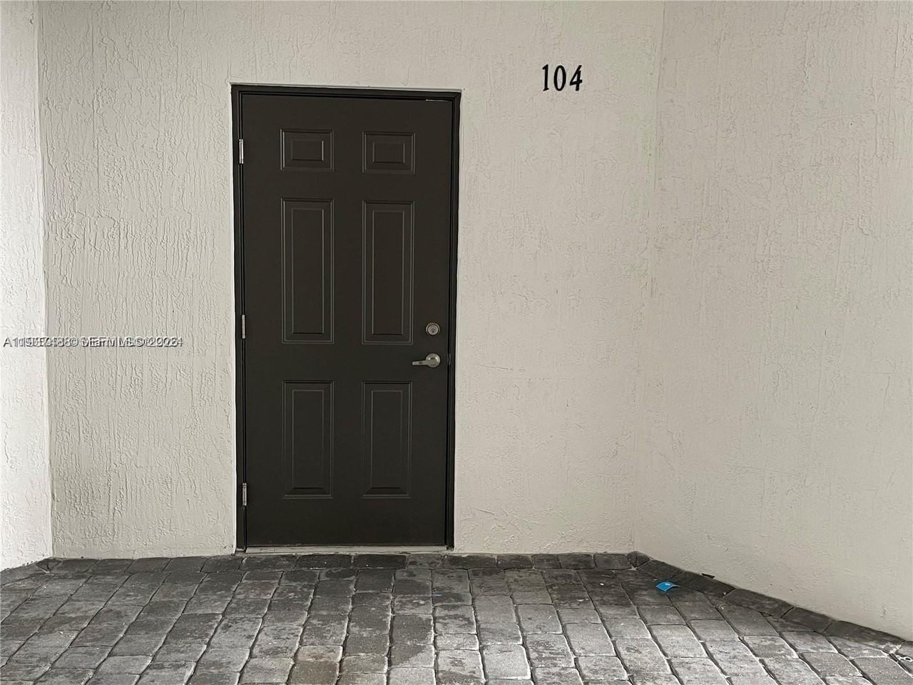 15520 Sw 136th St #104 - Photo 3 of 13