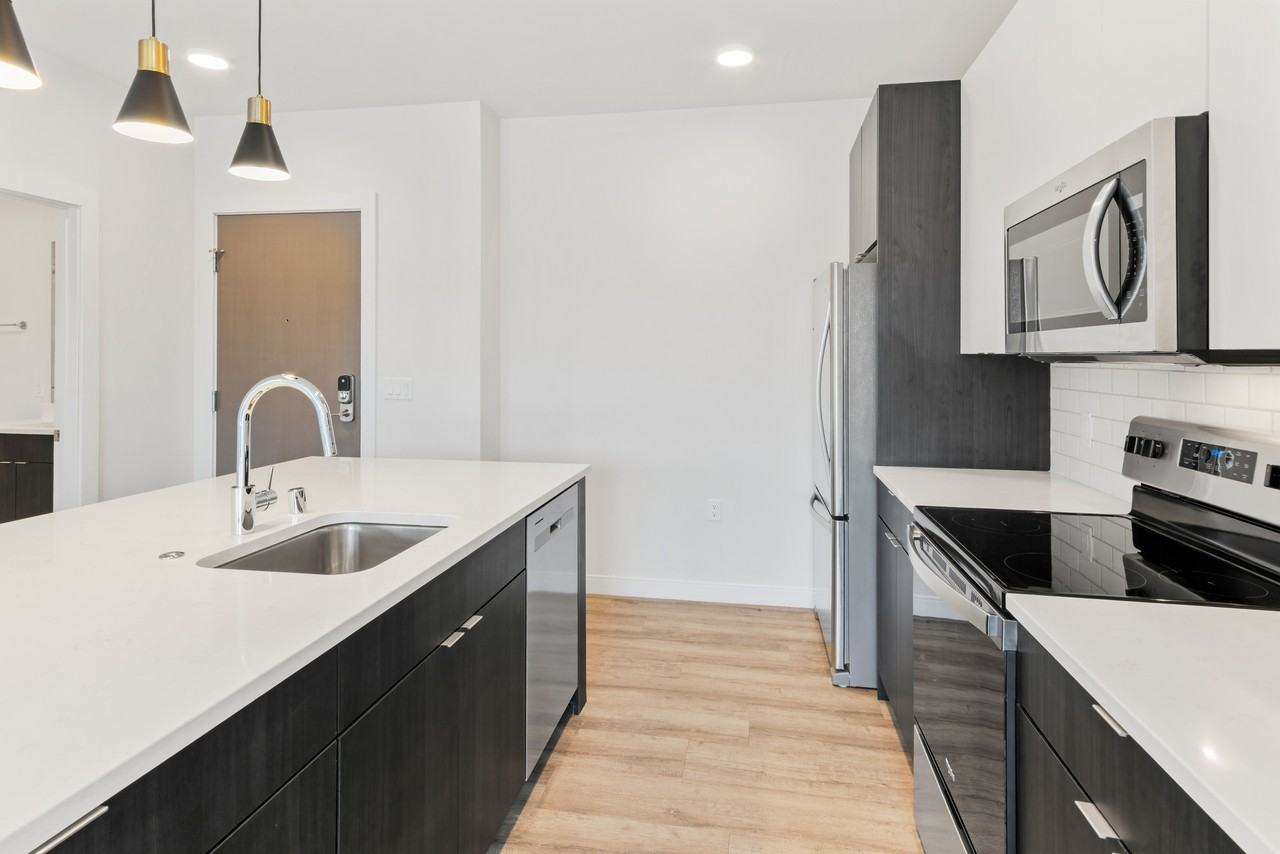 5945 6th Ave #206 - Photo 3 of 35