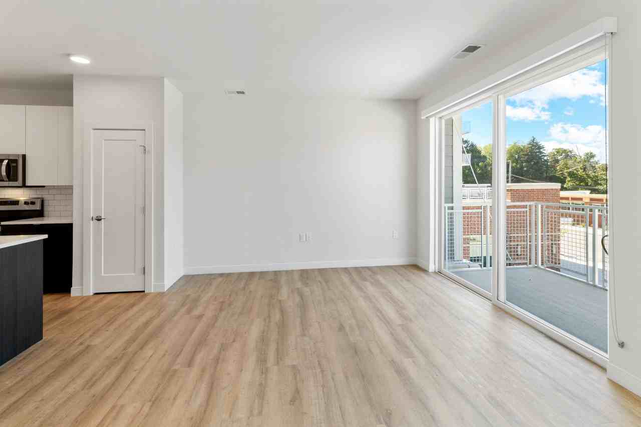 5945 6th Ave #206 - Photo 7 of 35