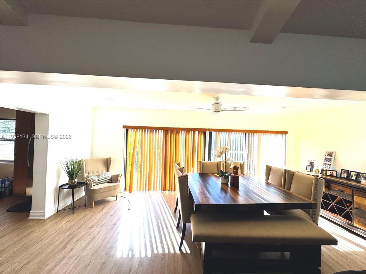 4905 Bayberry Ln - Photo 4 of 23