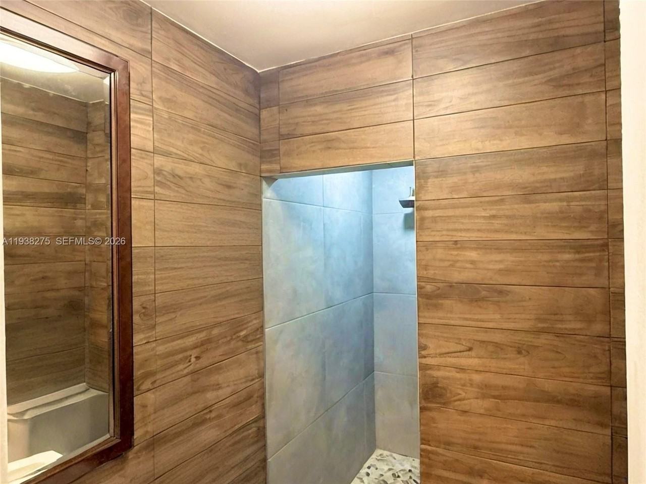 2671 Nw 87th Ln - Photo 5 of 10