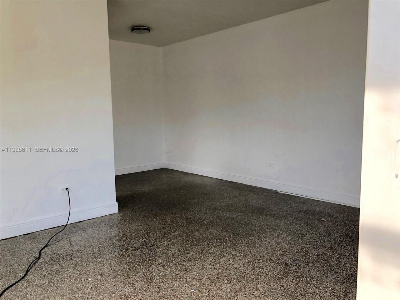 2830 Sw 38th Ct - Photo 6 of 6