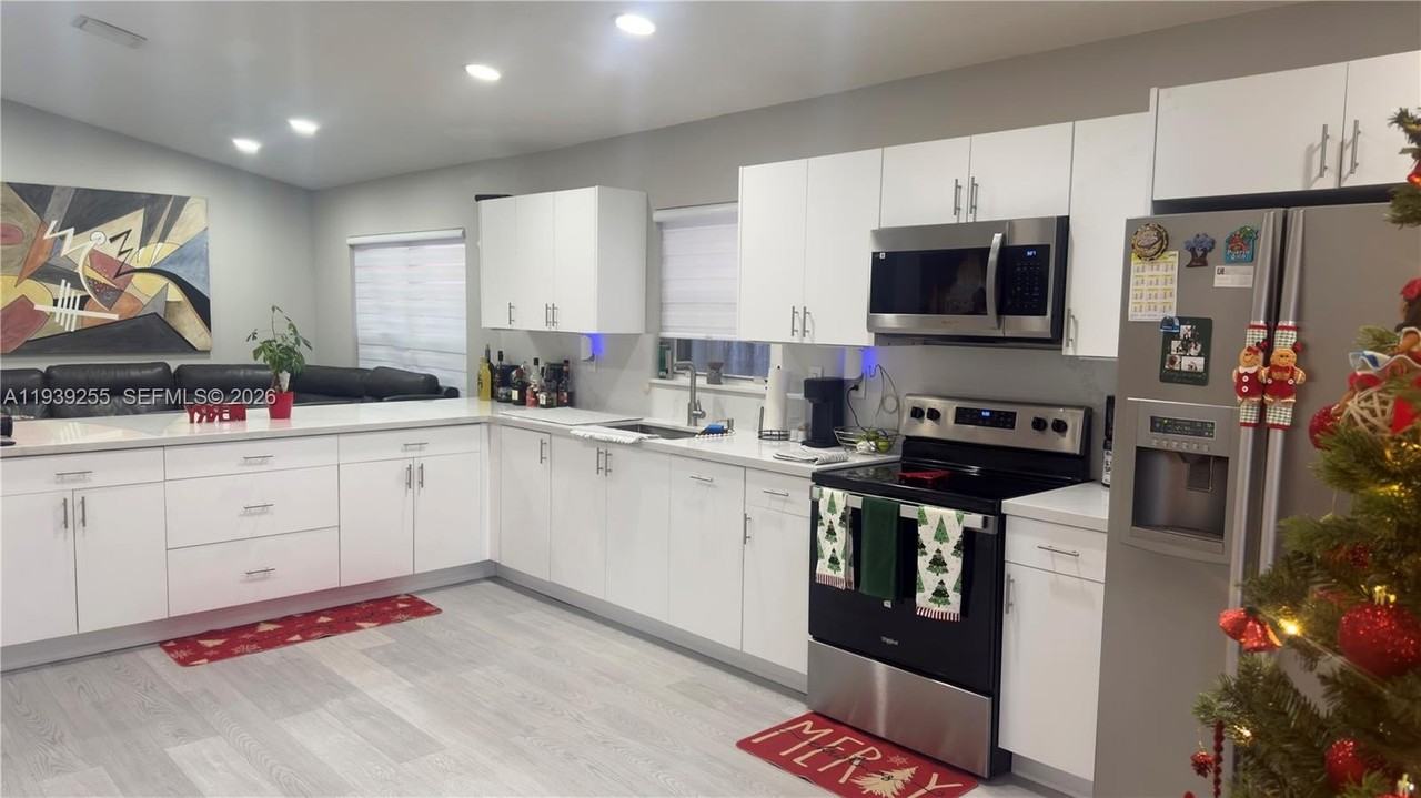 2006 Se 14th Ct #0 - Photo 5 of 13