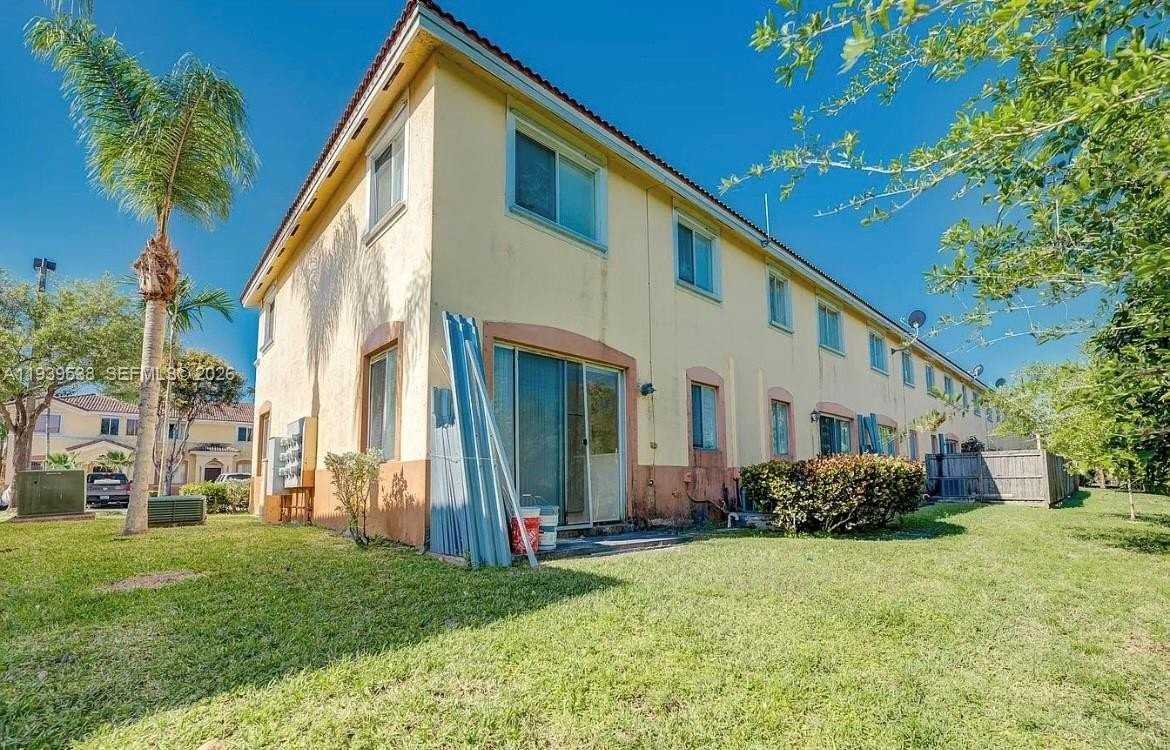 1441 Se 24th Ct #257 - Photo 3 of 13