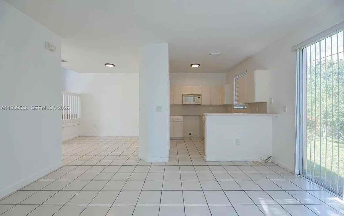 1441 Se 24th Ct #257 - Photo 6 of 13