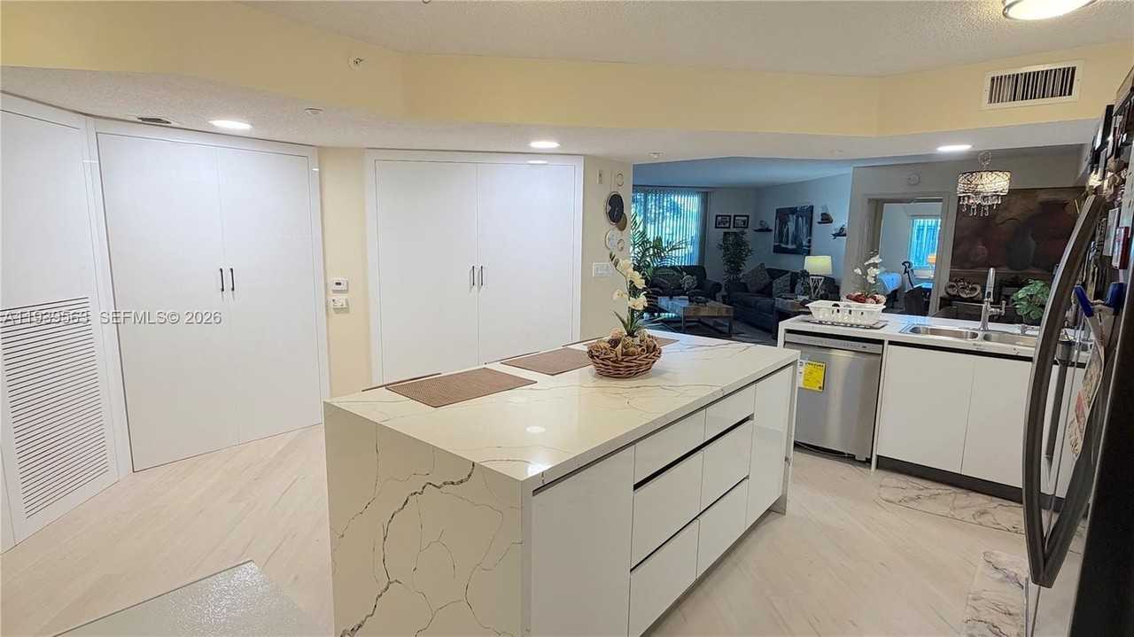 9539 Weldon Cir #F207 - Photo 4 of 26