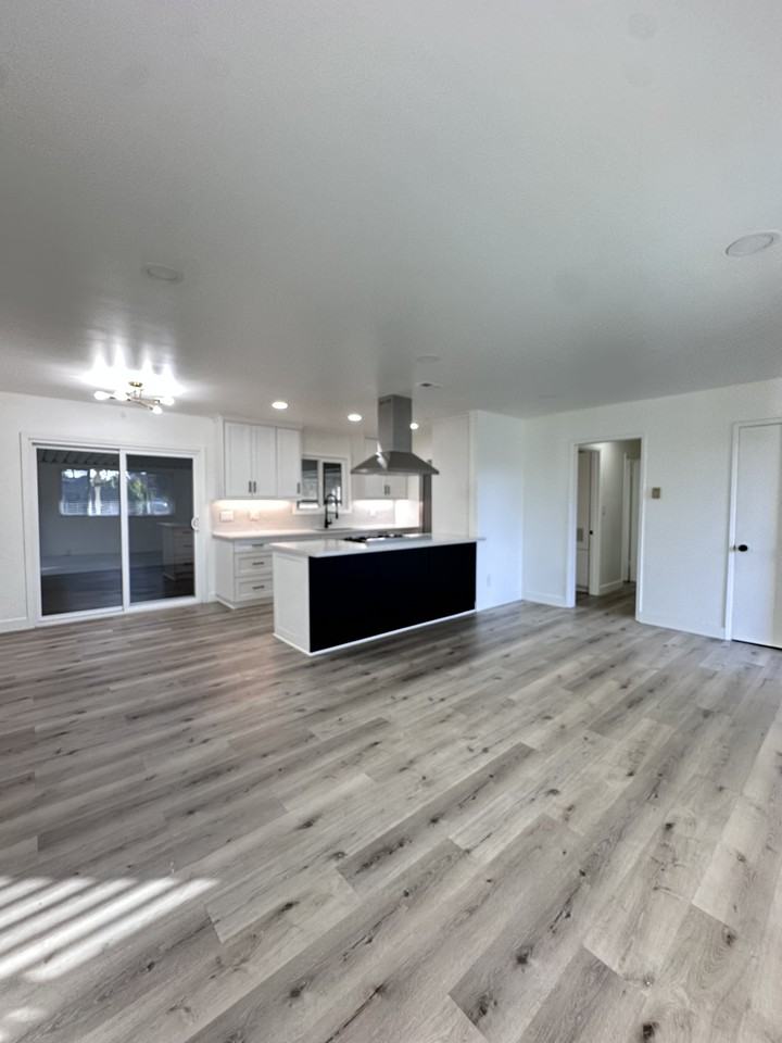 2525 Melrose Street - Photo 3 of 5