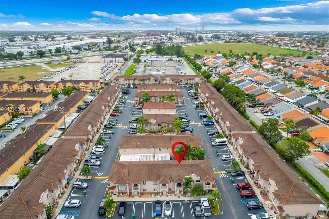 10718 Nw 87th Ct #10718 - Photo 2 of 36