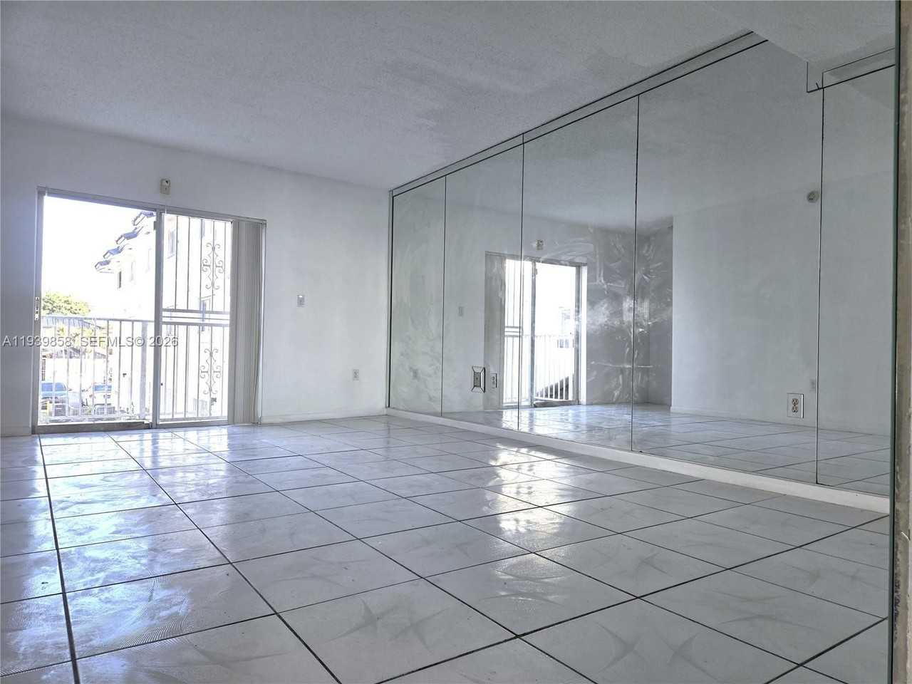 1100 Sw 104th Ct #E203 - Photo 3 of 16