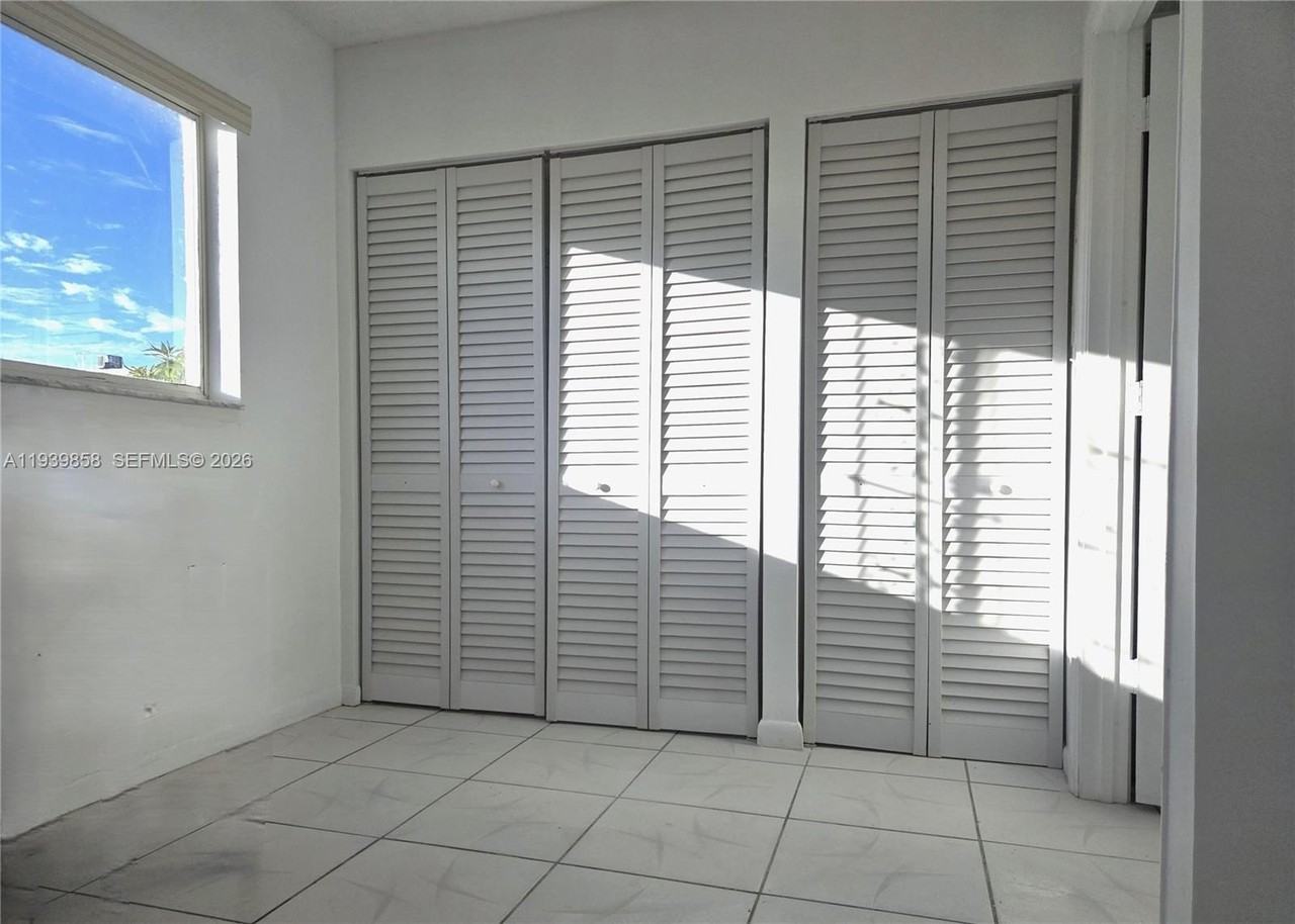 1100 Sw 104th Ct #E203 - Photo 6 of 16