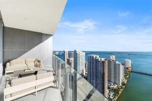 featured image of 300 Biscayne Boulevard Way #4207