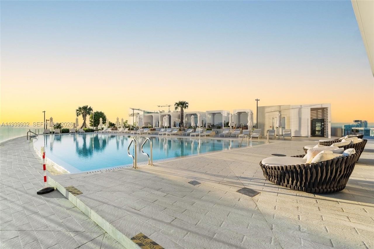 300 Biscayne Boulevard Way #4207 - Photo 2 of 50