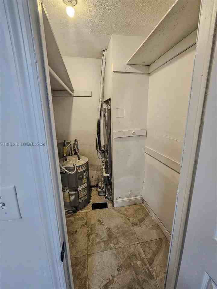 5615 Nw 27th Ct #5615 - Photo 4 of 13