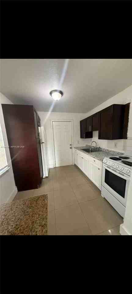 1987 Nw 155th St #0 - Photo 3 of 10