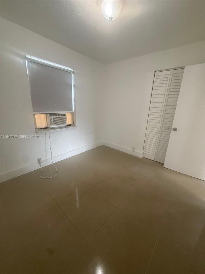 1987 Nw 155th St #0 - Photo 5 of 10