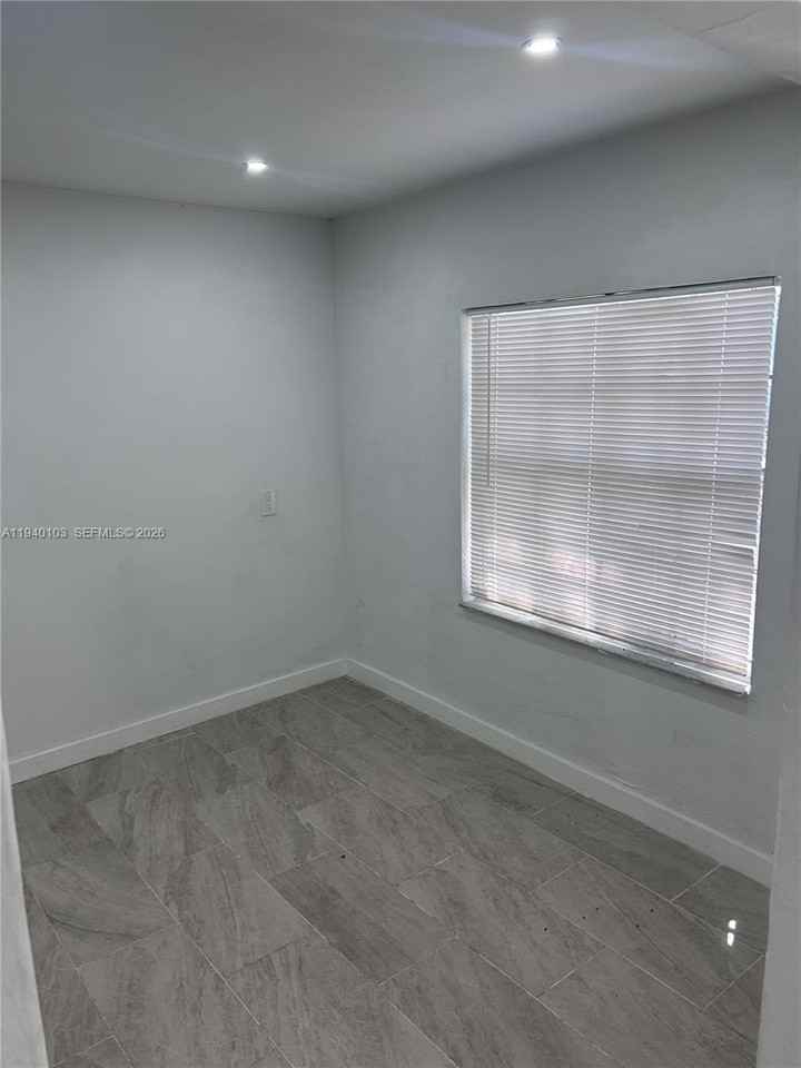 9301 Nw 4th Ave #5 - Photo 4 of 10