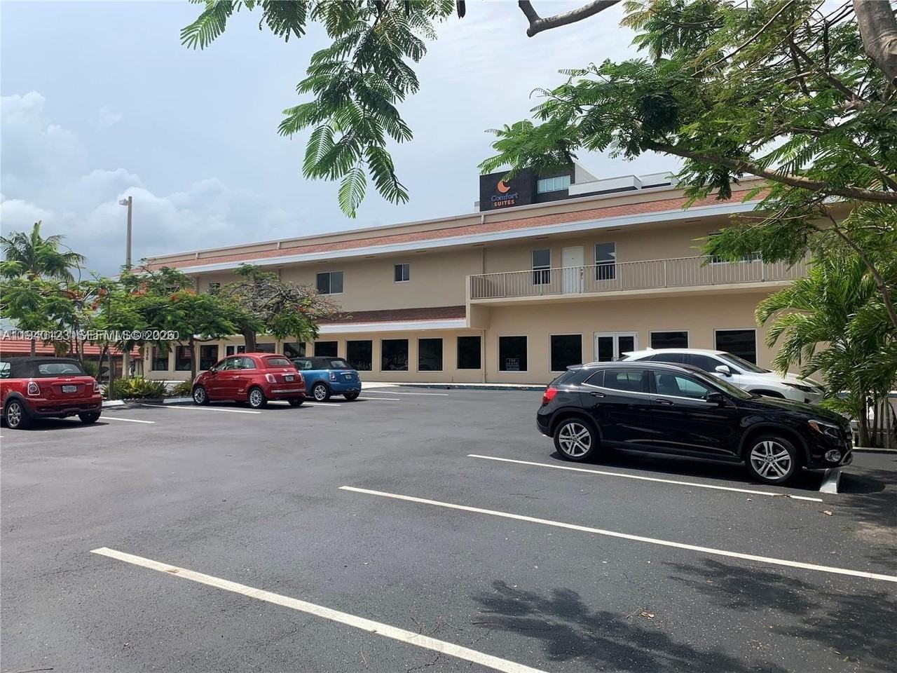 236 N Federal Hwy #201 - Photo 5 of 50