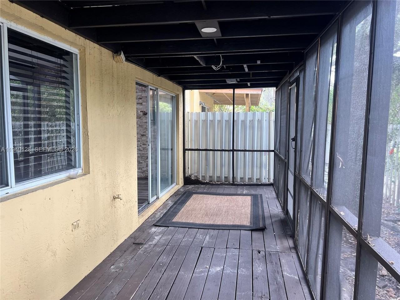 10244 Sw 20th St #10244 - Photo 7 of 11