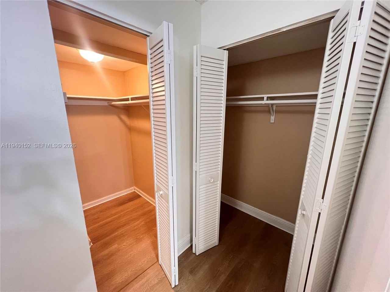 1201 Sw 50th Ave #105-4 - Photo 6 of 14