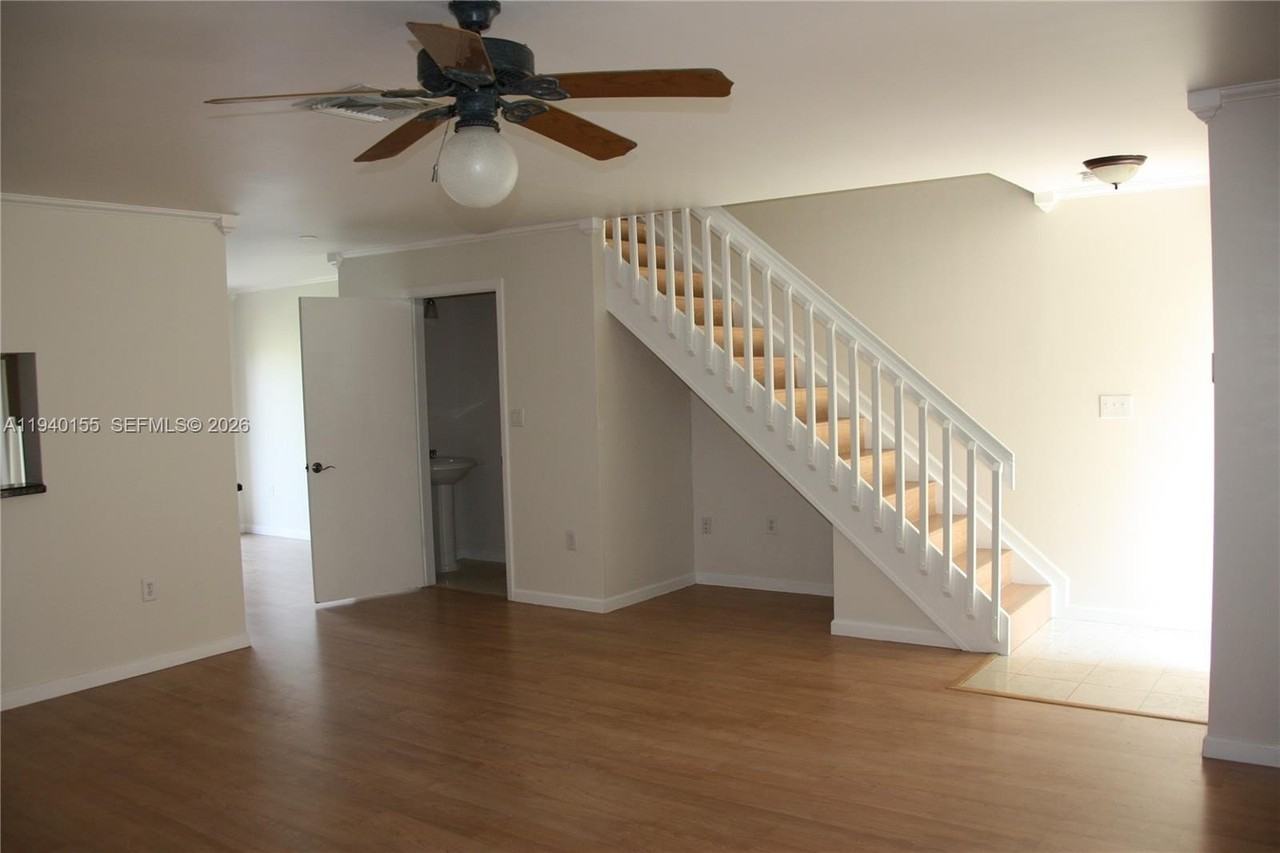 615 Nw 109th Ave #615 - Photo 6 of 23