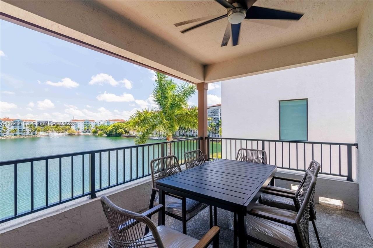 4714 Nw 84th Ct #4714 - Photo 7 of 11