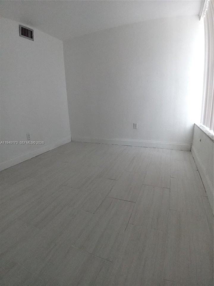 20008 Sw 123rd Dr #20008 - Photo 7 of 8