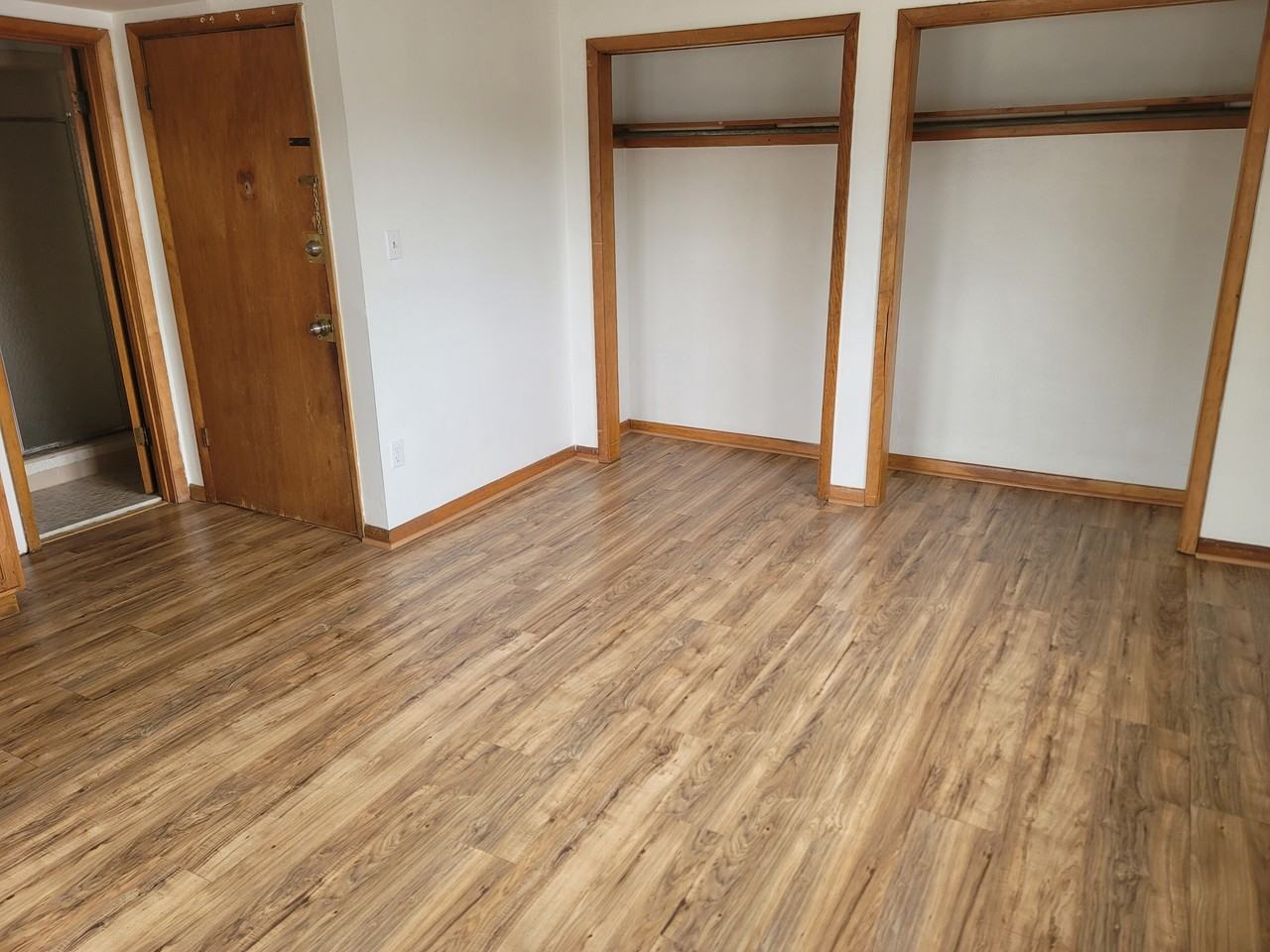 5010 East Princess Anne Road - Photo 2 of 4