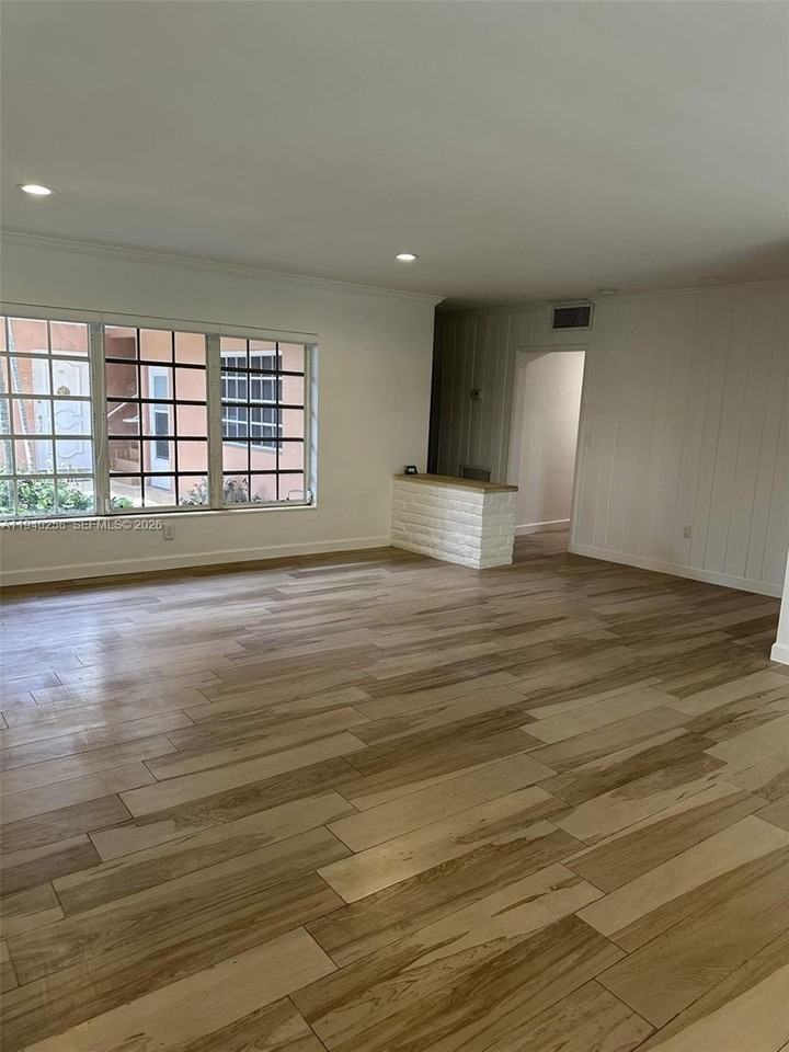 60 Park Dr #B - Photo 7 of 50