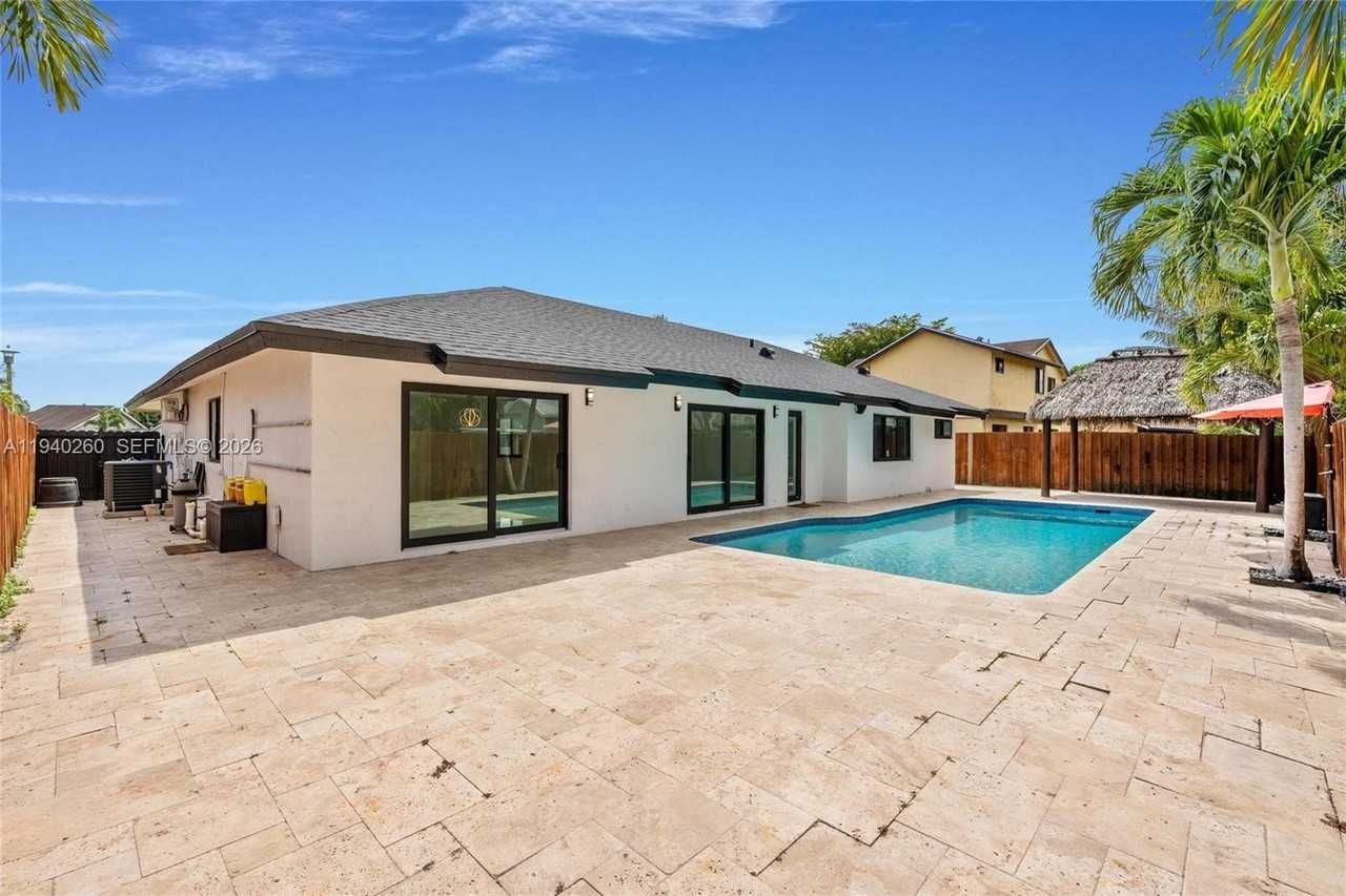 730 Sw 95th Ter - Photo 6 of 44