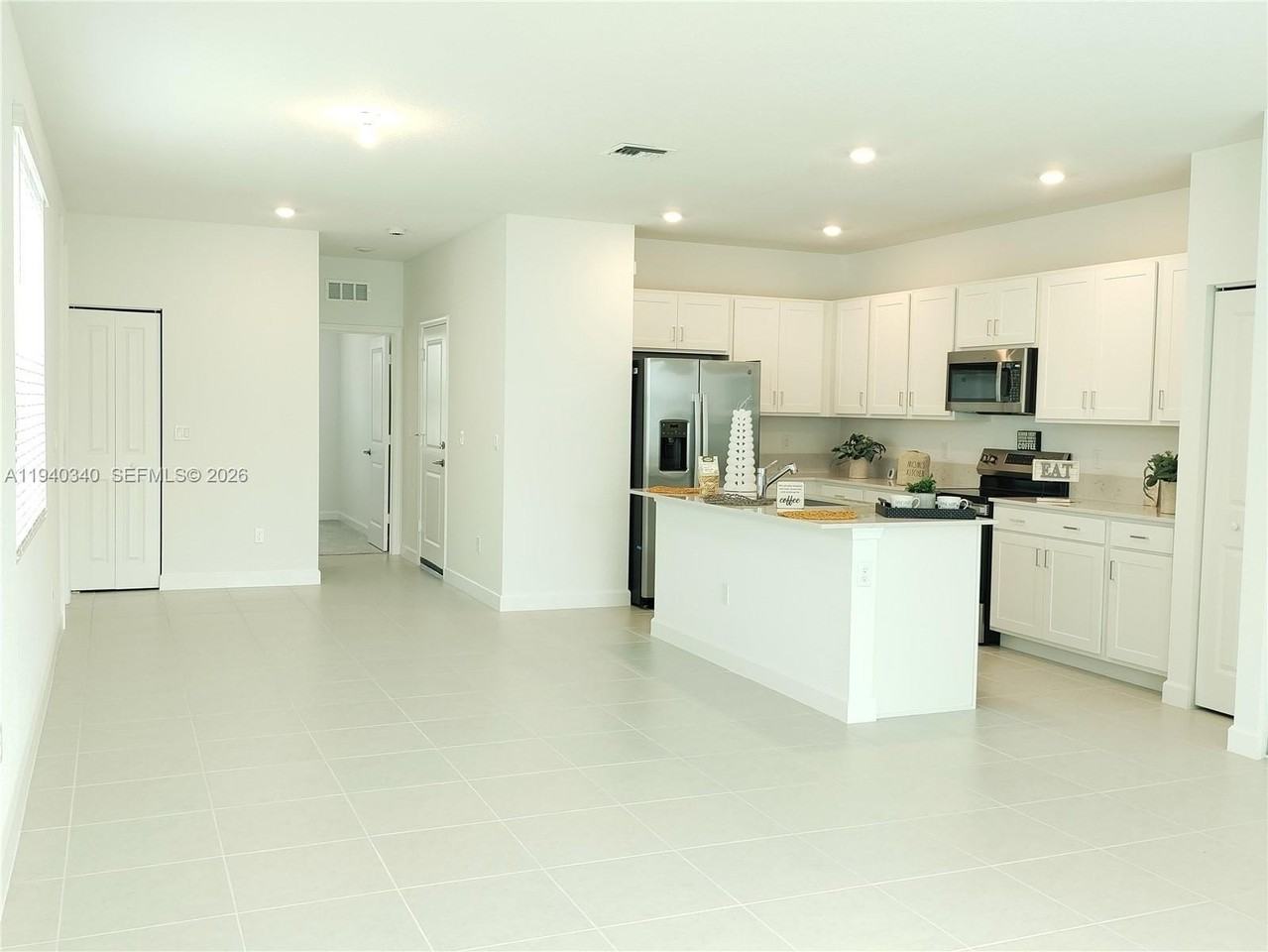 400 Se Crossoak Ln - Photo 6 of 29