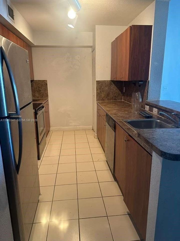 15460 Sw 284th St #4301 - Photo 4 of 17