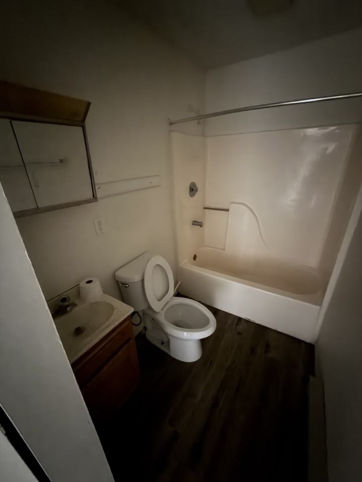 200 S Marshall St 310  Galaxy - Photo 2 of 8