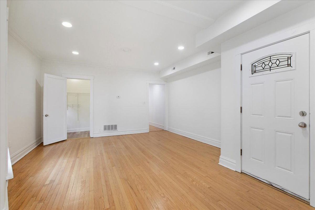 3818 W Irving Park Rd #2 - Photo 3 of 8