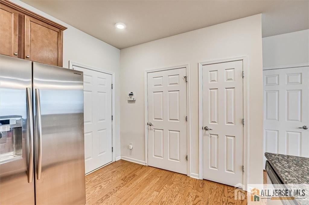 1515 Hudson Cir - Photo 3 of 16