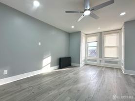 209 New St - Photo 1 of 1