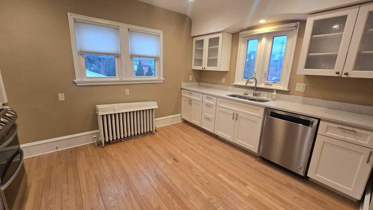 4126 N Newhall St #4128 - Photo 7 of 18