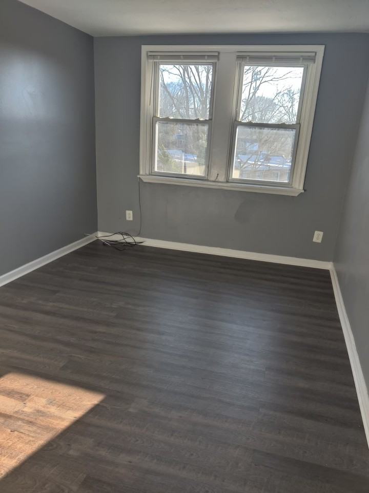 392 East Cliveden Street - Photo 6 of 9