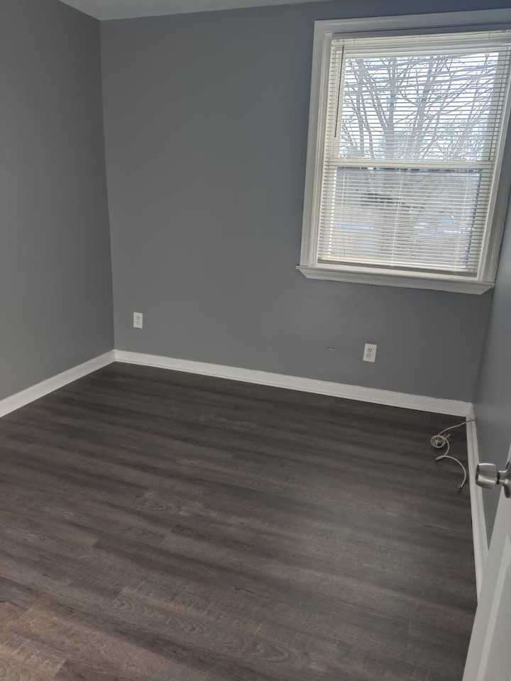 392 East Cliveden Street - Photo 7 of 9