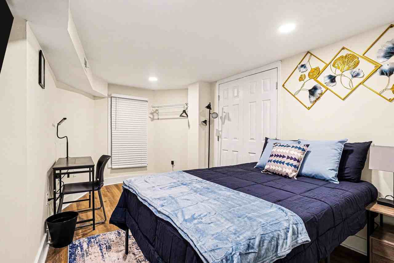 Mcculloh St - Photo 4 of 6