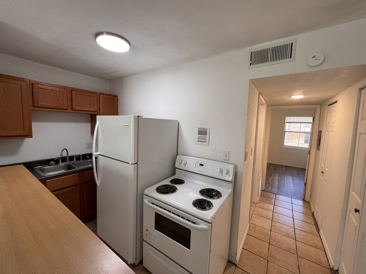 401 North Bottoms St Sparta IL 62286 - Photo 4 of 8