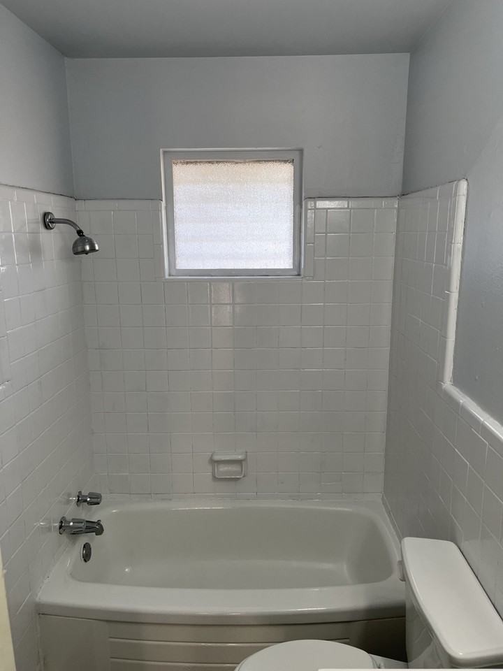 906 Grant Street - Photo 5 of 34