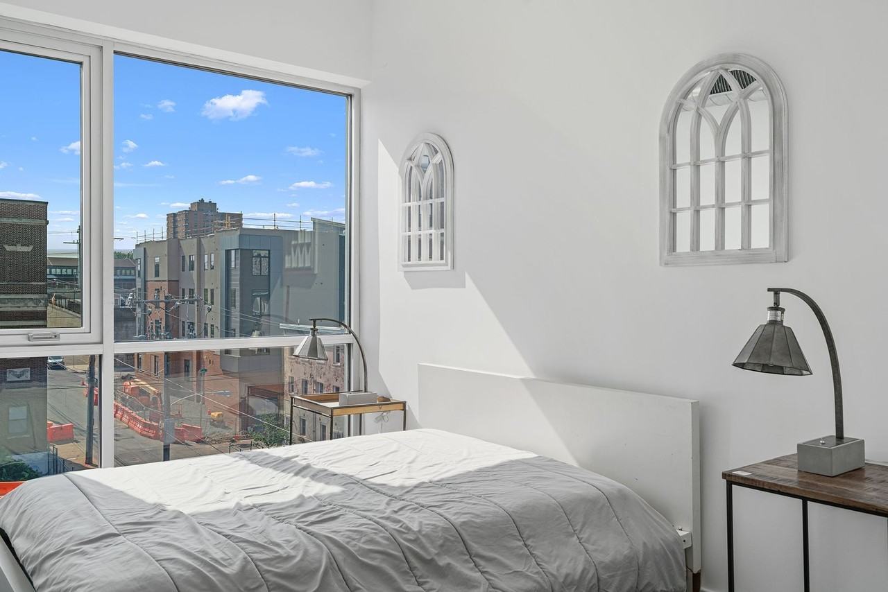 1235 North Franklin Street - Photo 6 of 50