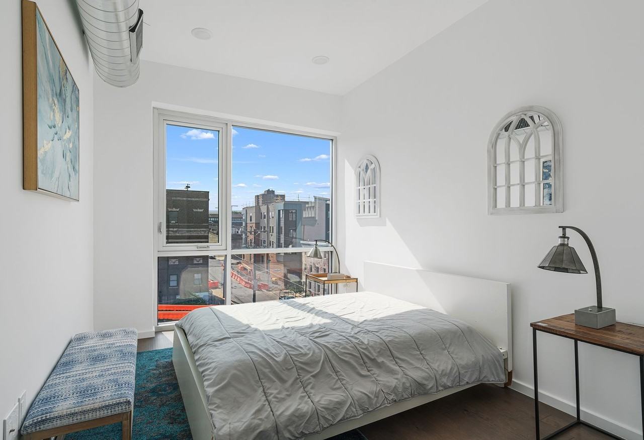 1235 North Franklin Street - Photo 7 of 50