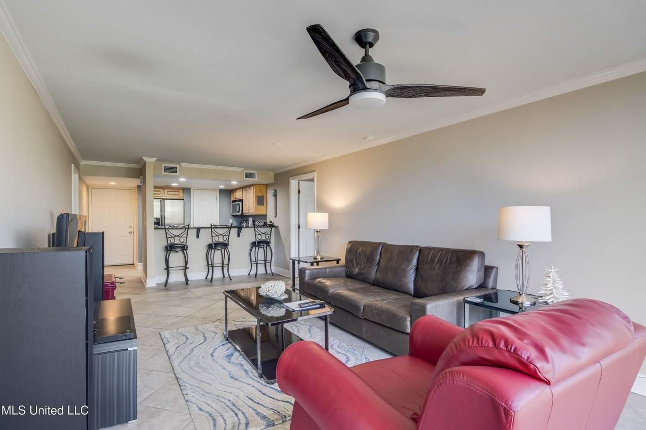 2046 Beach Blvd Lot 326 - Photo 6 of 23