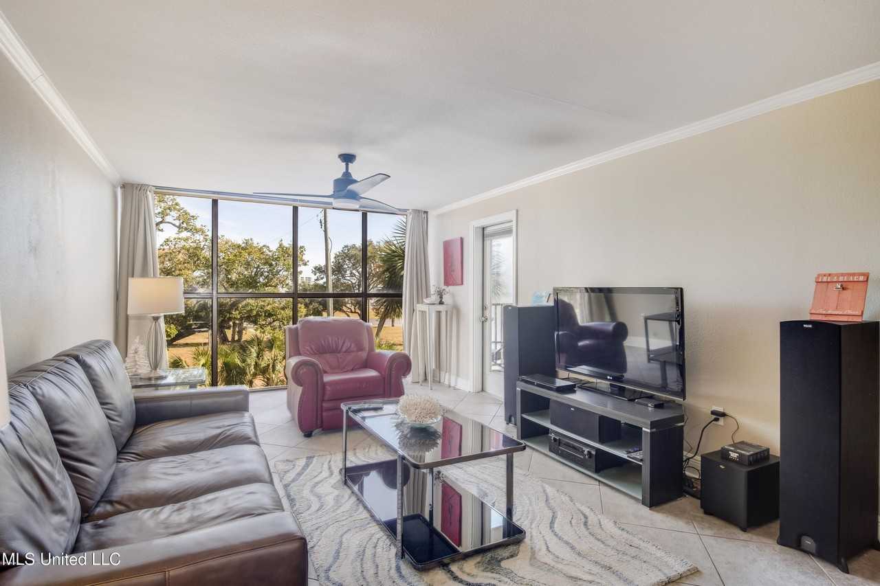 2046 Beach Blvd Lot 326 - Photo 7 of 23