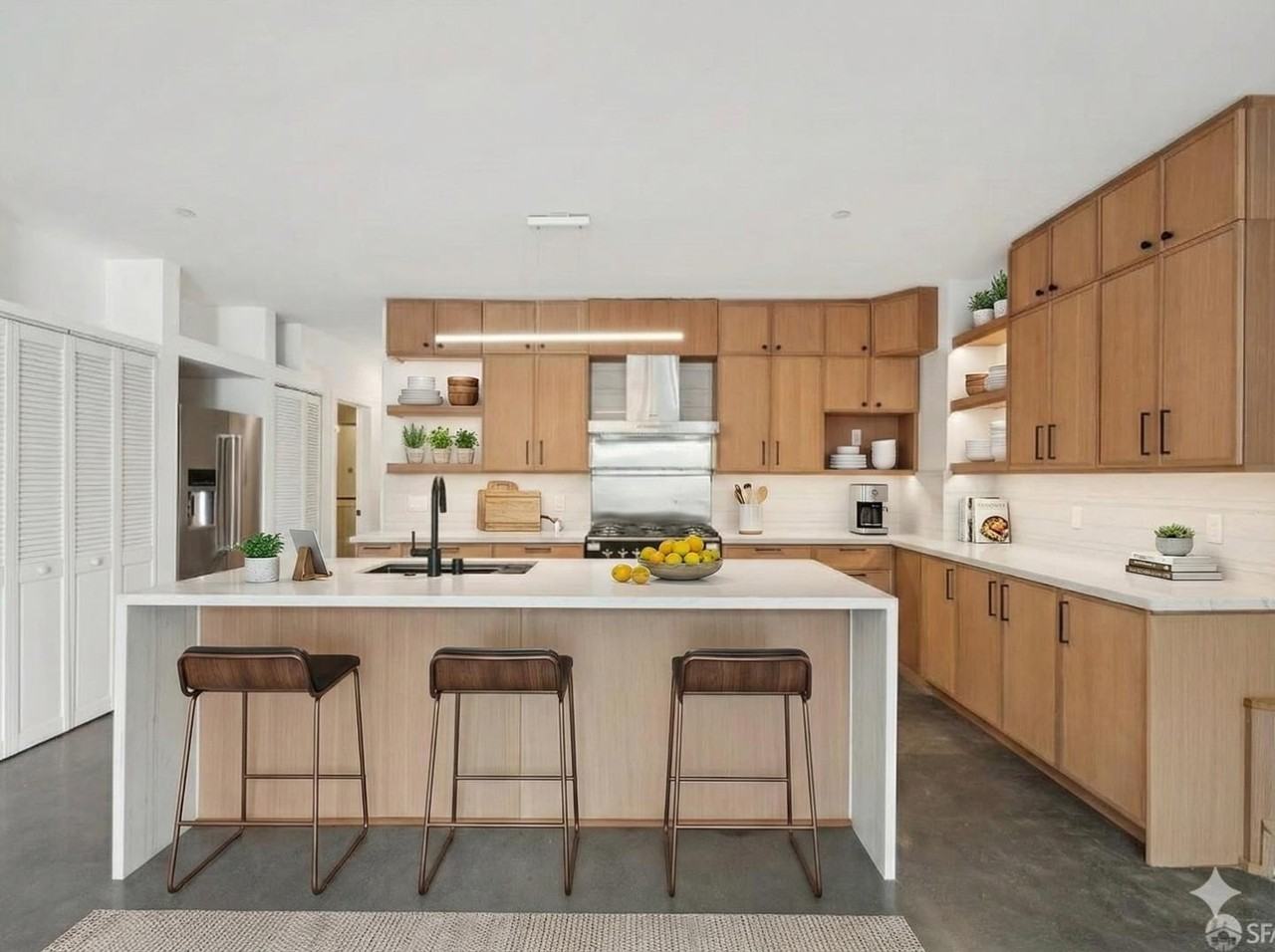 760 14th St - Photo 4 of 30