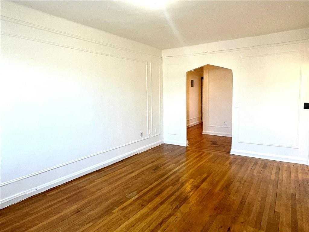 88 Lincoln Ave Apt 2g #2G - Photo 5 of 16