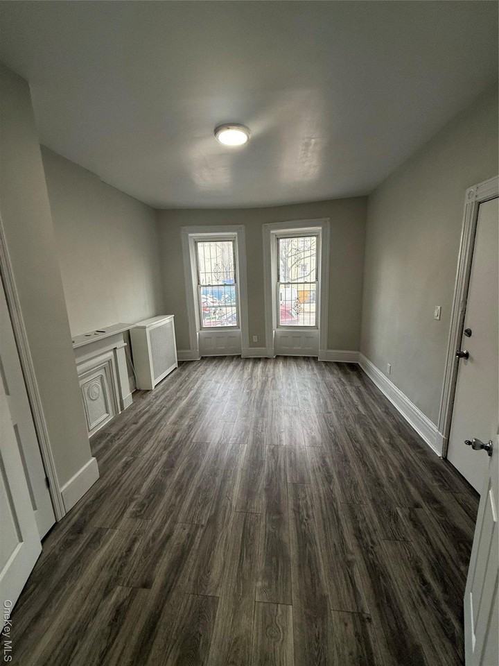 36 Thomas S Boyland St Apt 1st #1stFL - Photo 5 of 9